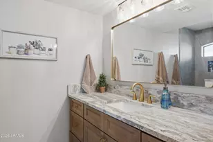 2626 E Arizona Biltmore Cir, Phoenix, AZ 85016 - Photo 33