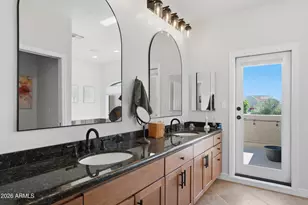 2626 E Arizona Biltmore Cir, Phoenix, AZ 85016 - Photo 21
