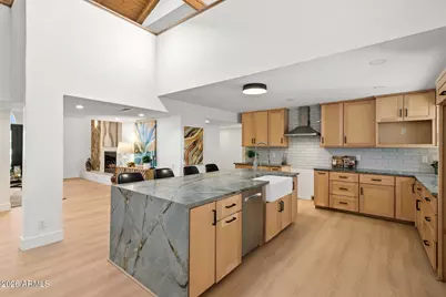1131 W Lawrence Lane, Phoenix, AZ 85021 - Photo 33