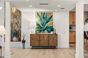 1131 W Lawrence Ln, Phoenix, AZ 85021 - Photo 45