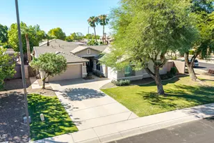 2132 S Penrose Dr, Gilbert, AZ 85295 - Photo 43
