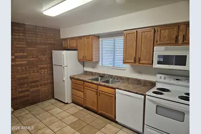 703 W Rose Lane # 15A, Phoenix, AZ 85013 - Photo 7