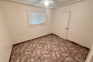 4720 N 49th Dr, Phoenix, AZ 85031 - Photo 13