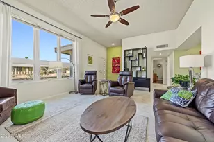 9121 W Long Hills Dr, Sun City, AZ 85351 - Photo 11