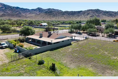 4502 W Gumina Avenue, Laveen, AZ 85339 - Photo 9