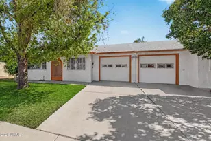 10123 N 96th Ave, Peoria, AZ 85345 - Photo 7