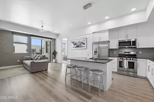 7300 E Earll Dr, Scottsdale, AZ 85251 - Photo 1