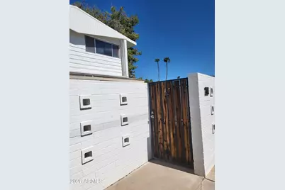 720 N 82nd Street #E15, Scottsdale, AZ 85257 - Photo 17
