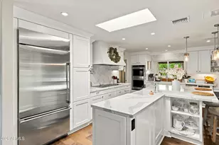 10530 E Wethersfield Rd, Scottsdale, AZ 85259 - Photo 9