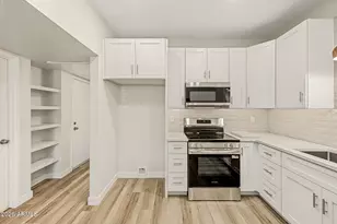 1126 W Elliot Rd, Chandler, AZ 85224 - Photo 11