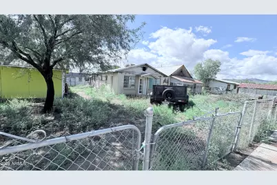 301 W 4th Street, Winkelman, AZ 85192 - Photo 3