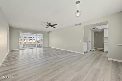 11070 W Pleasant Valley Road W, Sun City, AZ 85351 - Photo 13