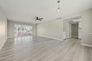 11070 W Pleasant Valley Road W, Sun City, AZ 85351 - Photo 13