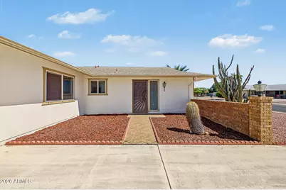 11070 W Pleasant Valley Road W, Sun City, AZ 85351 - Photo 7