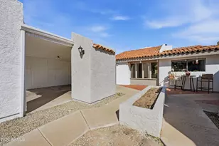 6527 N Maryland Cir, Phoenix, AZ 85013 - Photo 27
