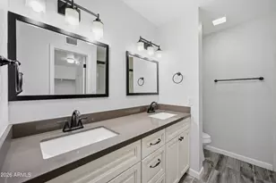 6527 N Maryland Cir, Phoenix, AZ 85013 - Photo 15