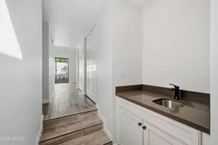 6527 N Maryland Cir, Phoenix, AZ 85013 - Photo 3