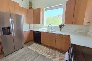933 W Mercer Ln, Phoenix, AZ 85029 - Photo 31