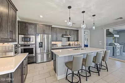 17322 W Wildwood Street, Surprise, AZ 85388 - Photo 7