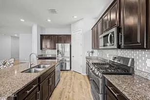 16870 W Electra Ct, Surprise, AZ 85387 - Photo 9