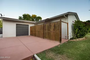 4202 N 33rd St, Phoenix, AZ 85018 - Photo 43