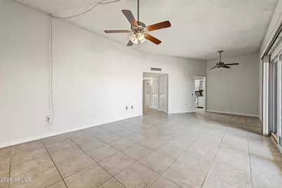 10918 W Thunderbird Boulevard, Sun City, AZ 85351 - Photo 7