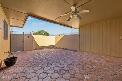 10918 W Thunderbird Boulevard, Sun City, AZ 85351 - Photo 23