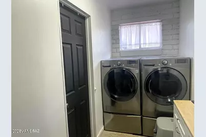 731 W Hughes Street, Nogales, AZ 85621 - Photo 5