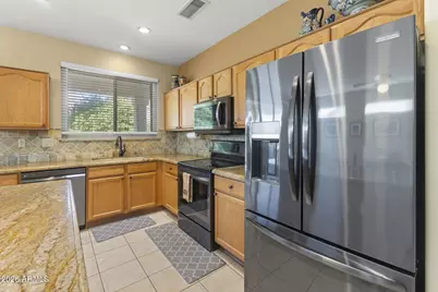 20442 N Palm Canyon Drive, Surprise, AZ 85374 - Photo 11