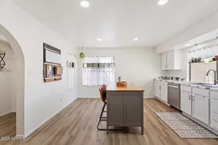 2151 S Catarina, Mesa, AZ 85202 - Photo 3