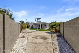7254 W North Ln, Peoria, AZ 85345 - Photo 45