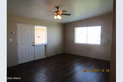 7109 N 68th Drive #1, Glendale, AZ 85303 - Photo 3