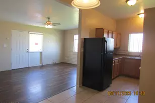 7109 N 68th Dr, Glendale, AZ 85303 - Photo 5