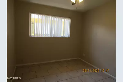 7109 N 68th Drive #1, Glendale, AZ 85303 - Photo 9