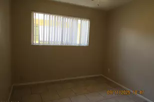 7109 N 68th Dr, Glendale, AZ 85303 - Photo 9