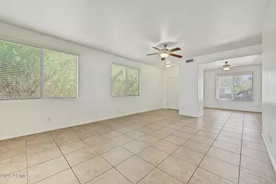 18190 W Ivy Lane, Surprise, AZ 85388 - Photo 9