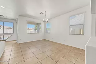 18190 W Ivy Ln, Surprise, AZ 85388 - Photo 11
