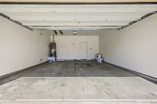 18190 W Ivy Ln, Surprise, AZ 85388 - Photo 27