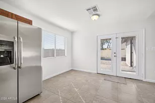 2439 S Rogers, Mesa, AZ 85202 - Photo 37