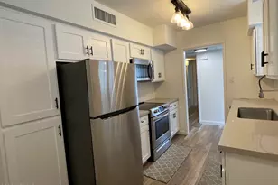 3242 E Camelback Rd, Phoenix, AZ 85018 - Photo 3