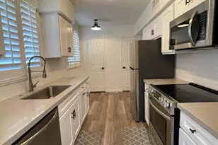 3242 E Camelback Rd, Phoenix, AZ 85018 - Photo 5