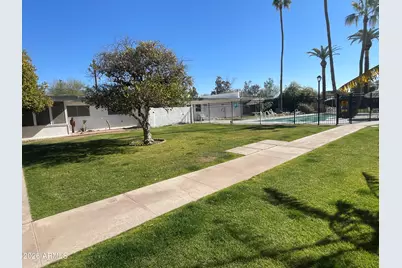 3242 E Camelback Road #204, Phoenix, AZ 85018 - Photo 17