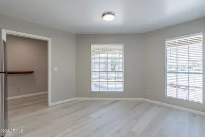11926 N 78th Drive, Peoria, AZ 85345 - Photo 7