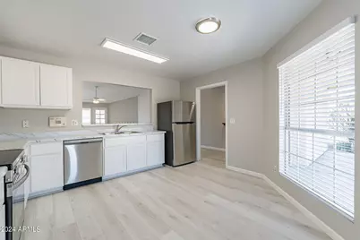 11926 N 78th Drive, Peoria, AZ 85345 - Photo 5