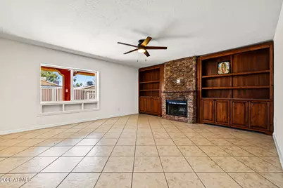 4311 N 64th Avenue, Phoenix, AZ 85033 - Photo 9
