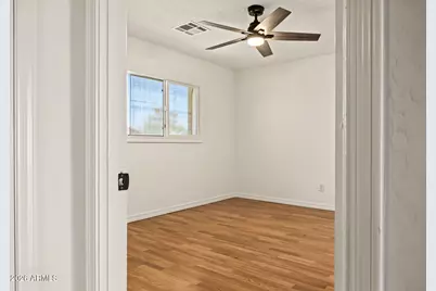 4311 N 64th Avenue, Phoenix, AZ 85033 - Photo 25