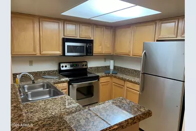 5757 W Eugie Avenue #1045, Glendale, AZ 85304 - Photo 3