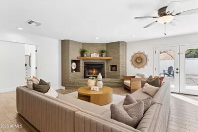 7142 N 17th Drive, Phoenix, AZ 85021 - Photo 11