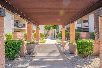 4727 E Lafayette Boulevard #212, Phoenix, AZ 85018 - Photo 27