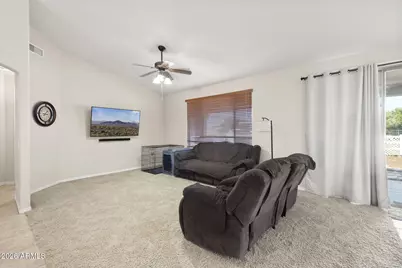 4808 E Rogers Lane, San Tan Valley, AZ 85140 - Photo 9